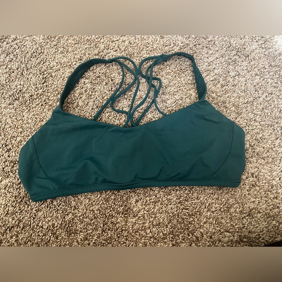 lululemon athletica Other - EUC LULULEMON GREEN SPORTS BRA SIZE 12